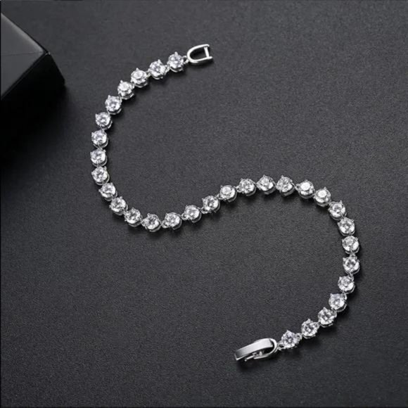 NEW 925 STERLING SILVER ROUND TENNIS BRACELET - Picture 4 of 5